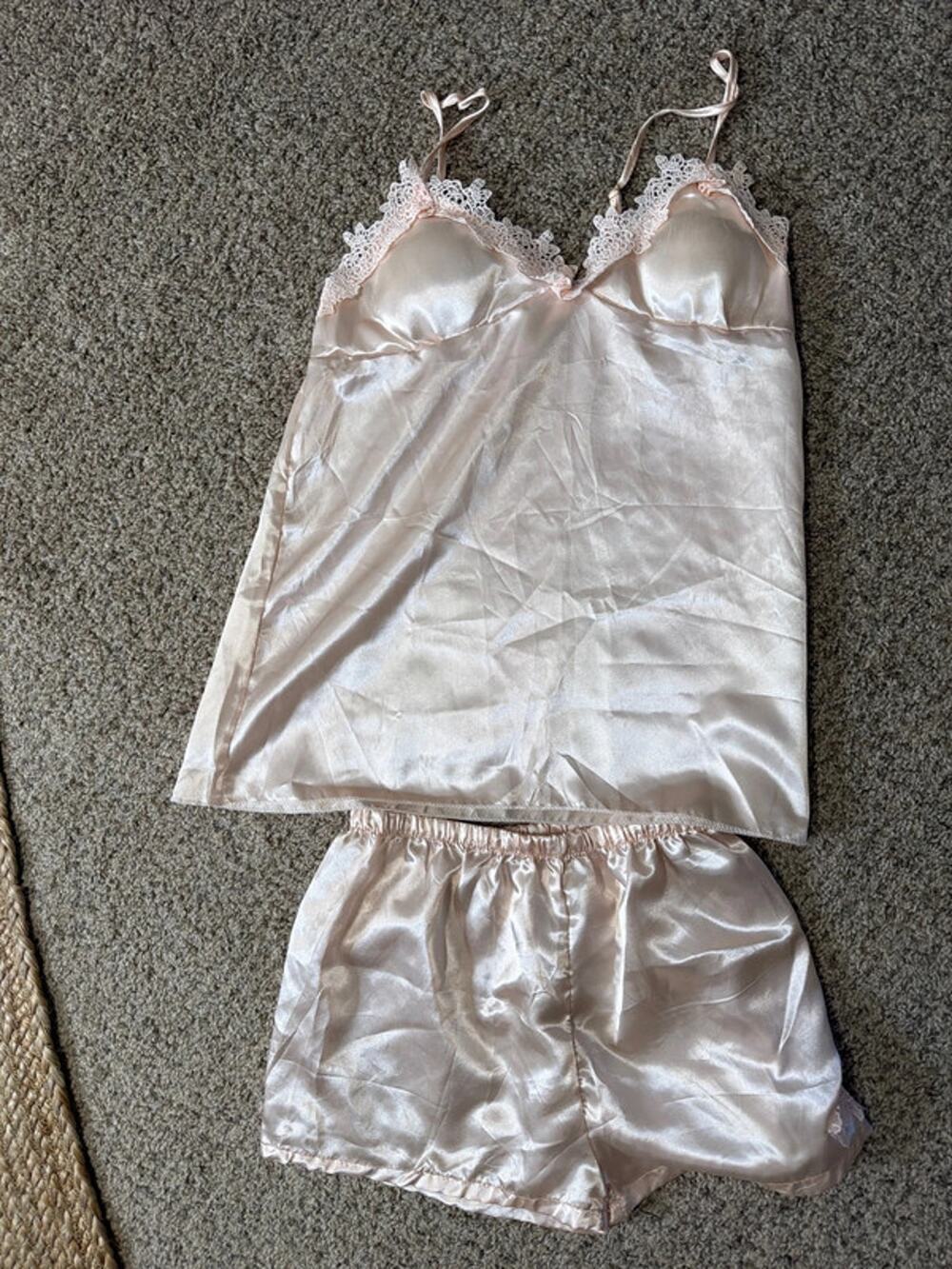 Peach set in pajama set XS s NWOT 3257